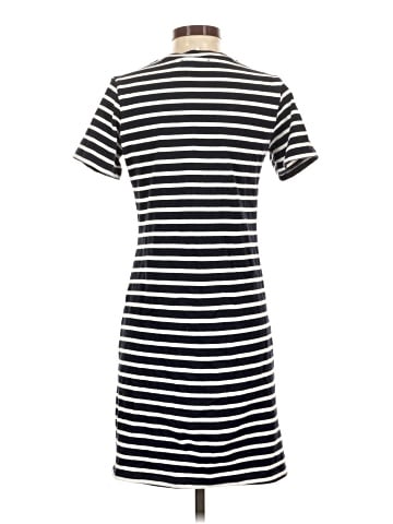 Amour Vert Casual Dress (view 2)