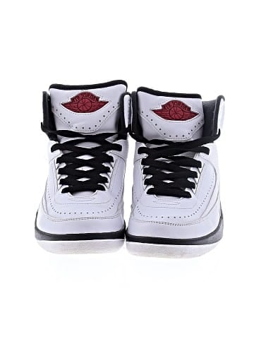 Air Jordan 2 Retro 'Chicago' Sneakers (view 2)