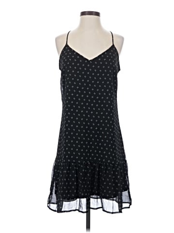 Old Navy Casual Dress (view 1)