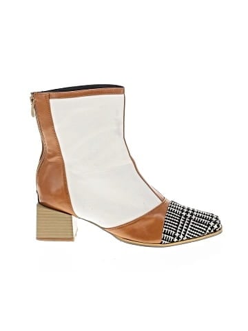 Unbranded Ankle Boots (view 1)