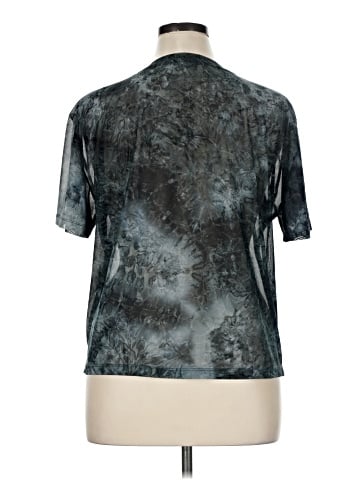 Socialite Active T-Shirt (view 2)
