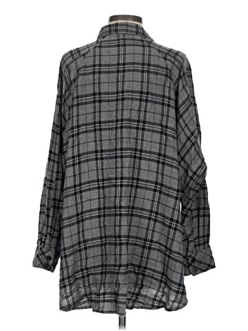 BDG Long Sleeve Button-Down Shirt (view 2)