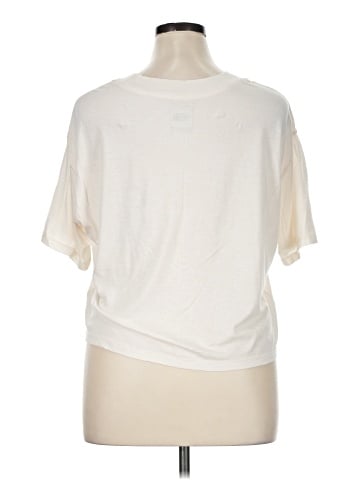 The North Face Short Sleeve T-Shirt (view 2)