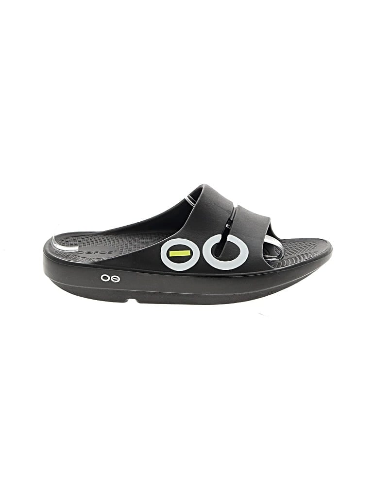 Pre-owned Oofos Sandals In Black