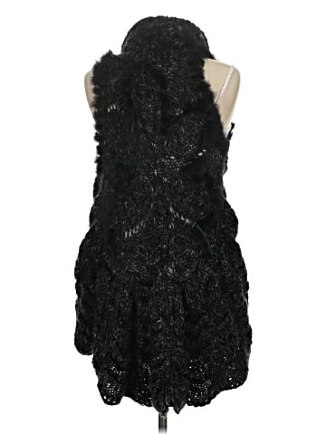 LA Cite Sweater Vest (view 2)
