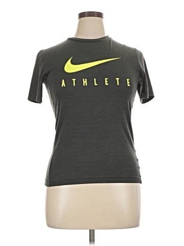 Nike Short Sleeve Top (view 1)