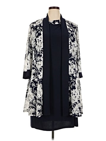 Roz & Ali Casual Dress (view 1)