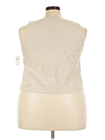 Old Navy Sleeveless Top (view 2)