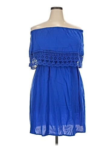 Xhilaration Cocktail Dress (view 1)