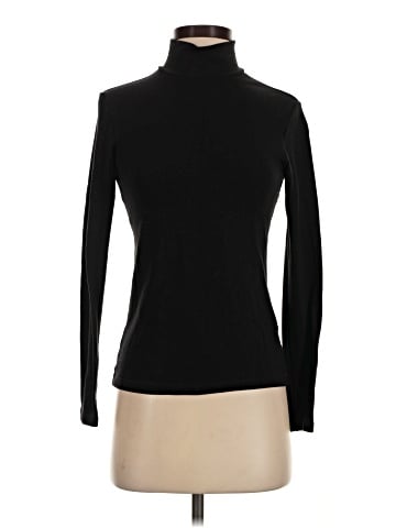 Uniqlo Turtleneck Sweater (view 1)