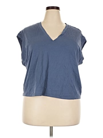 Old Navy Sleeveless T-Shirt (view 1)