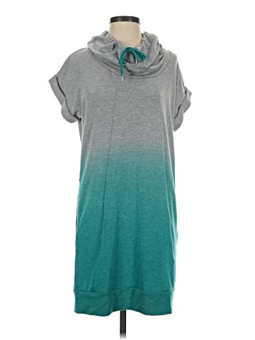 Pink Lotus Poncho (view 1)