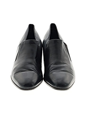 Munro American Heels (view 2)