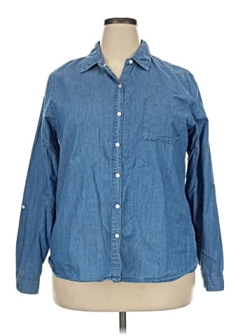 Croft & Barrow Long Sleeve Button-Down Shirt (view 1)