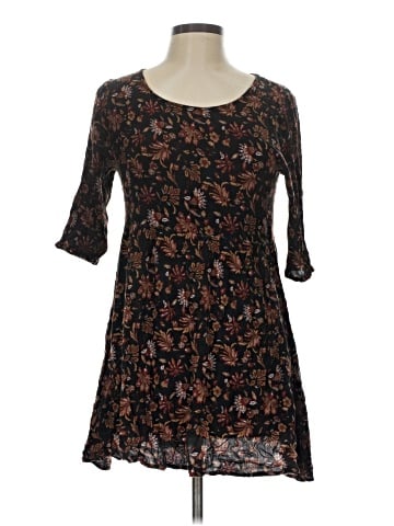 Forever 21 Casual Dress (view 1)