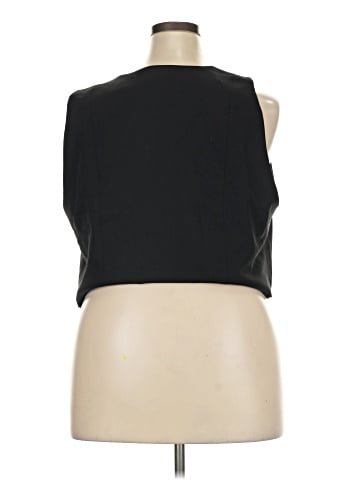 H&M Sleeveless Blouse (view 2)