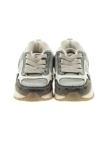 OshKosh B'gosh Sneakers (view 2)