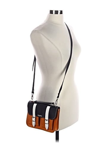Grafea Leather Crossbody Bag (view 2)