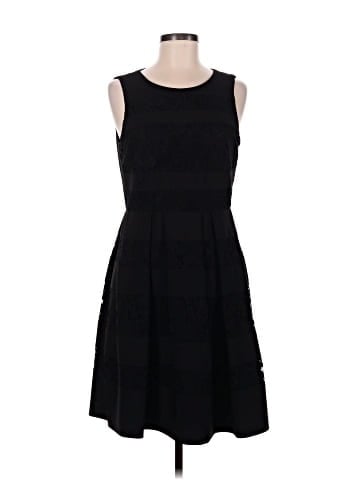 Donna Morgan Casual Dress (view 1)