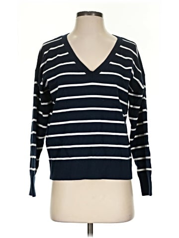 Old Navy Pullover Sweater (view 1)
