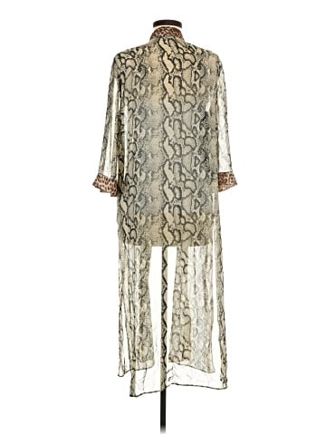 Lisa Rinna Kimono (view 2)