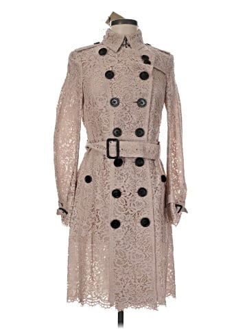 Burberry Trenchcoat (view 1)