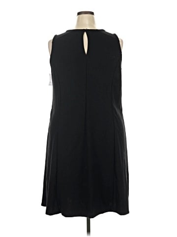 Old Navy Casual Dress (view 2)