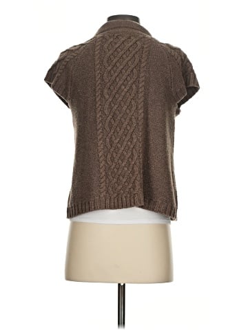 The Limited Sweater Vest (view 2)