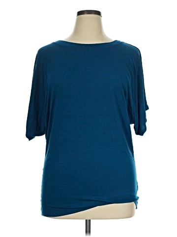 Free to Live 3/4 Sleeve T-Shirt (view 1)