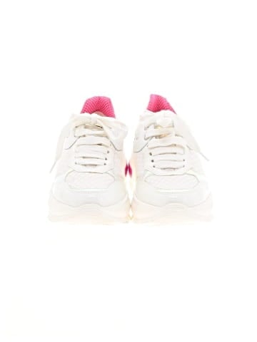 The Flexx Sneakers (view 2)