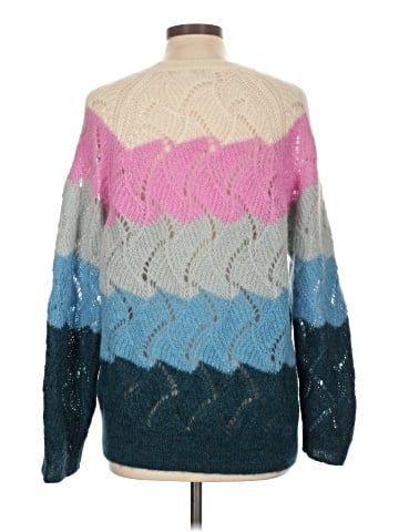 Closed Pullover Sweater (view 2)