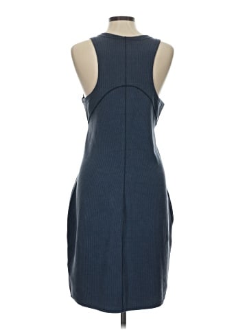 Lululemon Athletica Casual Dress (view 2)