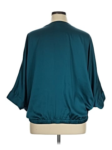 White House Black Market 3/4 Sleeve Blouse (view 2)