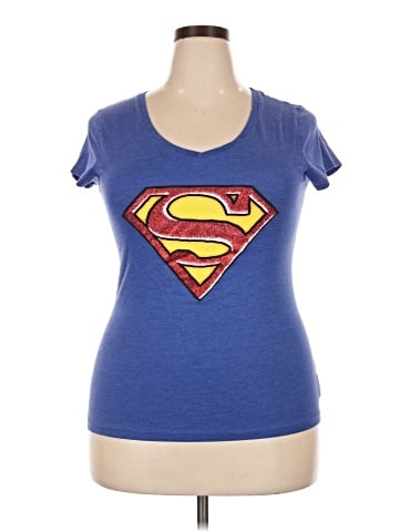 DC Comics Short Sleeve T-Shirt (view 1)