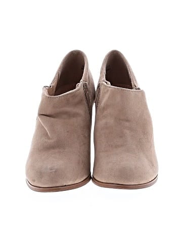 Journee Collection Ankle Boots (view 2)