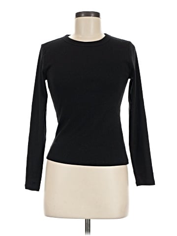 Old Navy Long Sleeve T-Shirt (view 1)