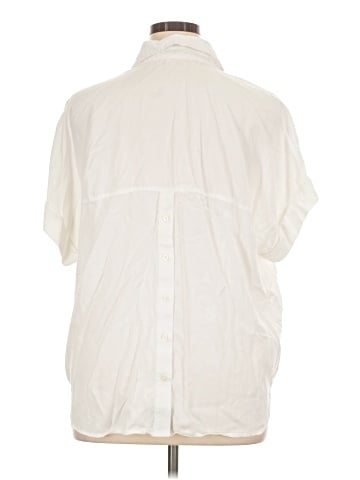Crown & Ivy Short Sleeve T-Shirt (view 2)