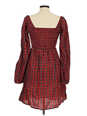 Old Navy Casual Dress (view 2)