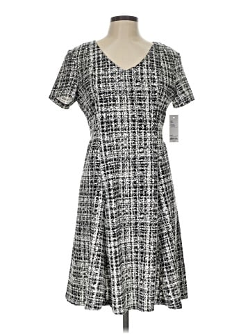 Apt. 9 Casual Dress (view 1)