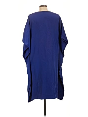 Zero + Maria Cornejo Poncho (view 2)