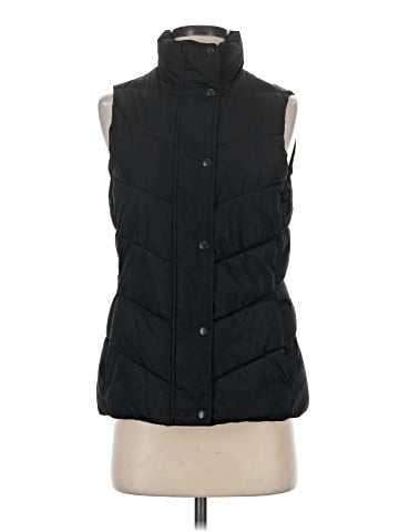 Gap Outlet Vest (view 1)