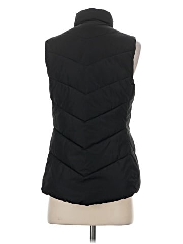 Gap Outlet Vest (view 2)
