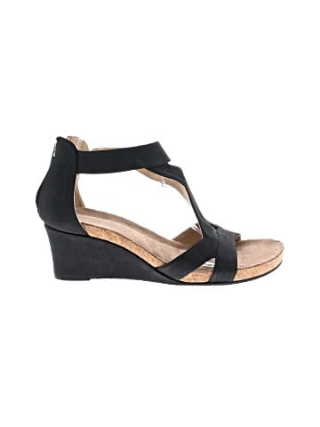 Adrienne Vittadini Wedges (view 1)