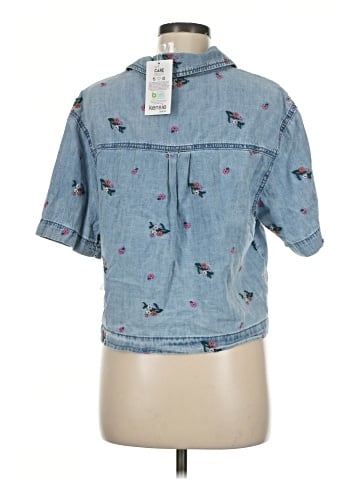 Kensie Short Sleeve Button-Down Shirt (view 2)