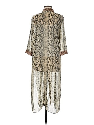 Lisa Rinna Kimono (view 2)