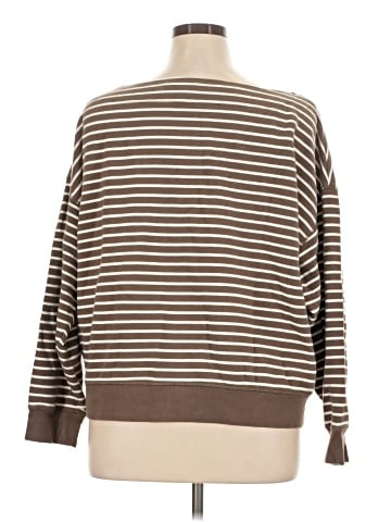 American Eagle Outfitters Pullover Sweater (view 2)