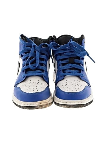 Air Jordan Sneakers (view 2)