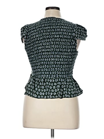 American Eagle Outfitters Short Sleeve Top (view 2)