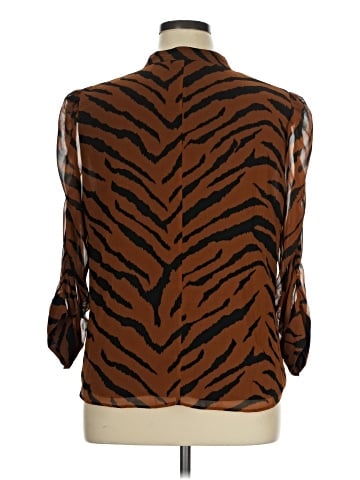 White House Black Market 3/4 Sleeve Blouse (view 2)