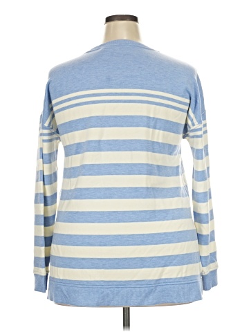 Vineyard Vines Pullover Sweater (view 2)